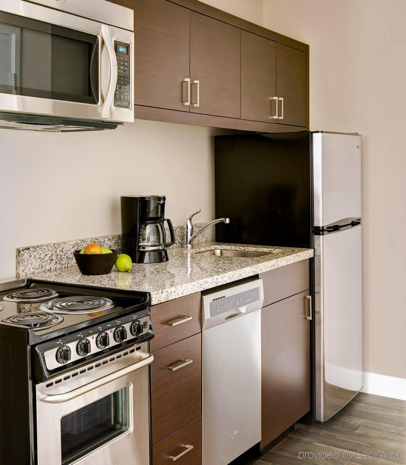 Towneplace Suites By Marriott Lawrence Downtown Luaran gambar